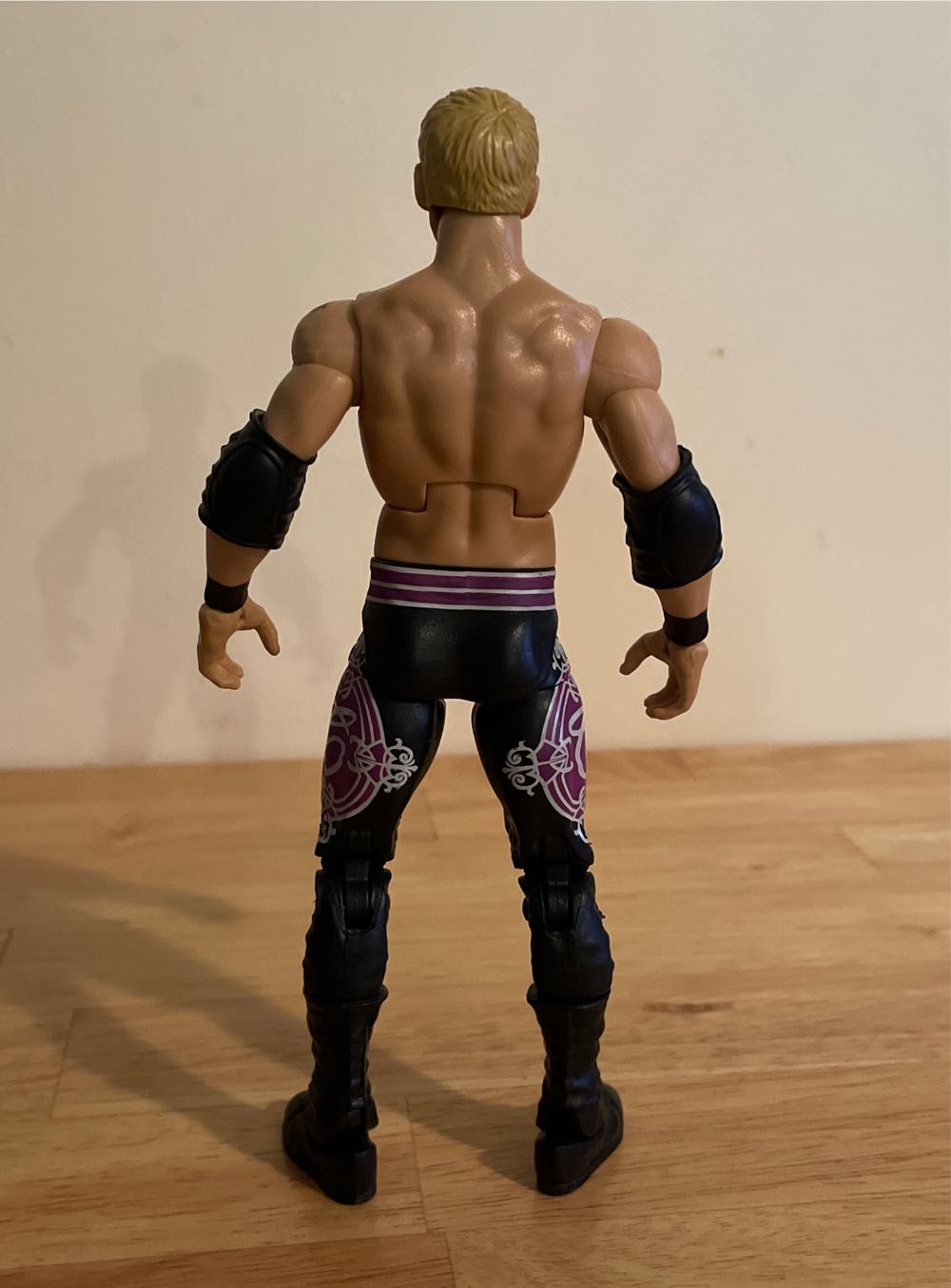 Christian - Mattel - WWE (WWE Elite Collection - Fan Takeover Series 2) action figure collectible [Barcode 887961947861] - Main Image 4