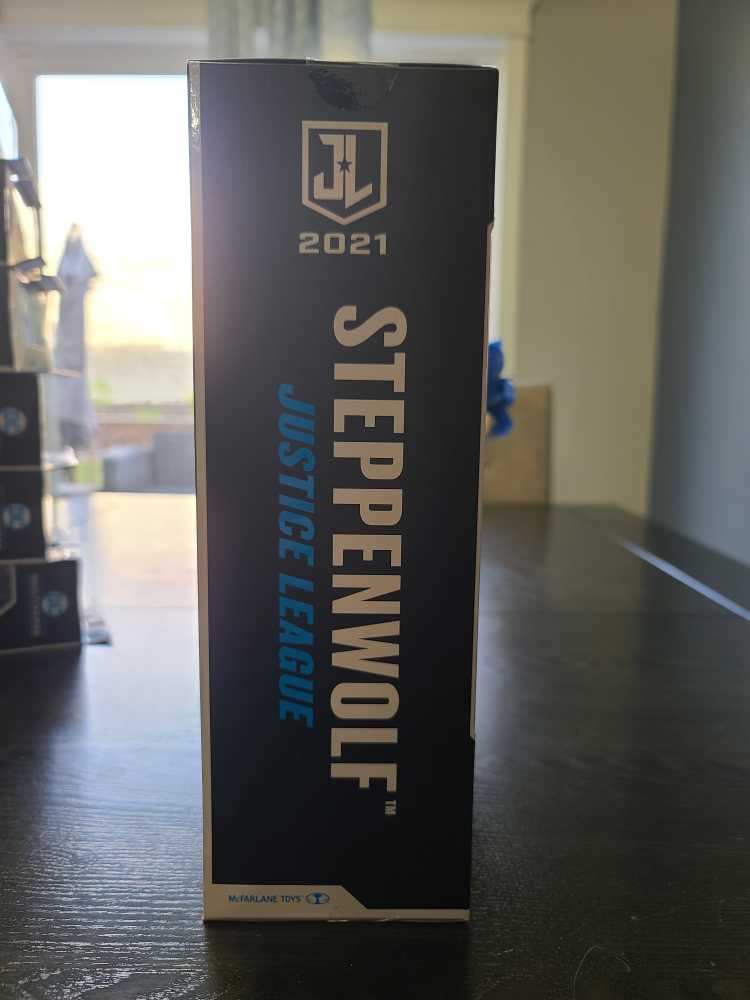 Steppenwolf - McFarlane Toys™ (Zack Snyder’s Justice League (2021)) action figure collectible - Main Image 4