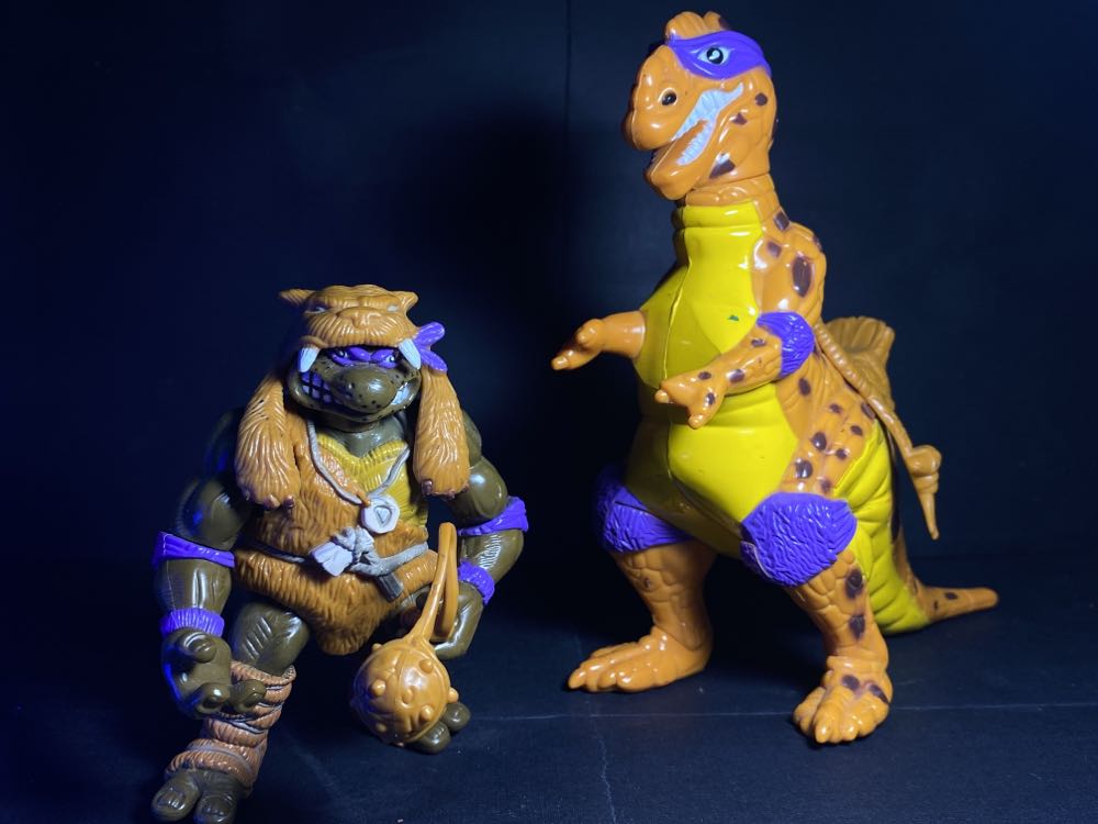 Cave Turtle Don With Trippy Tyrannosaurus - Playmates Toys (Teenage Mutant Ninja Turtles) action figure collectible - Main Image 4