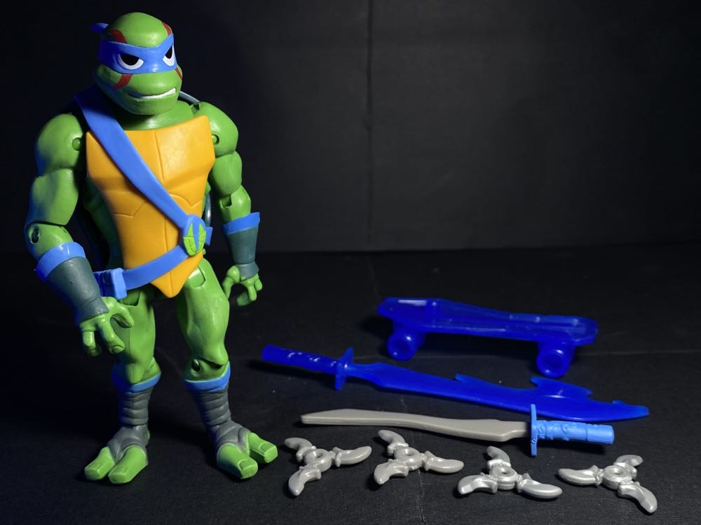 Leonardo - Spin Master (Rise of the Teenage Mutant Ninja Turtles) action figure collectible - Main Image 3