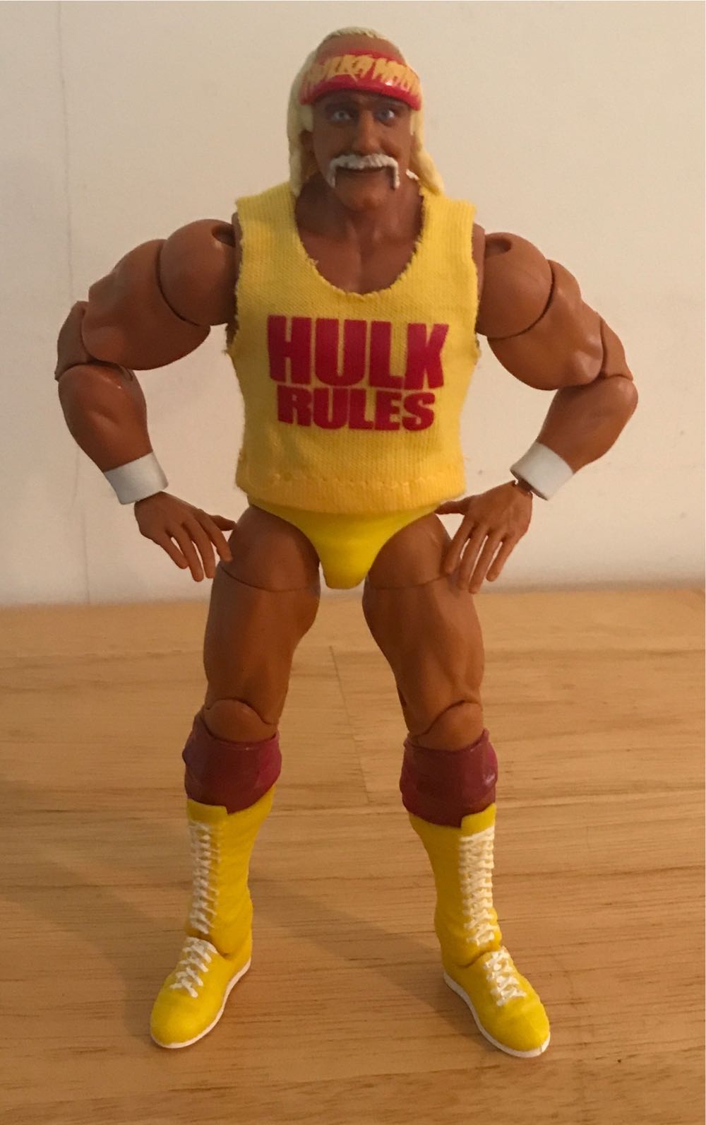 Hulk Hogan - Mattel Wwe (WWE Elite Custom Hulk Hogan) action figure collectible - Main Image 4