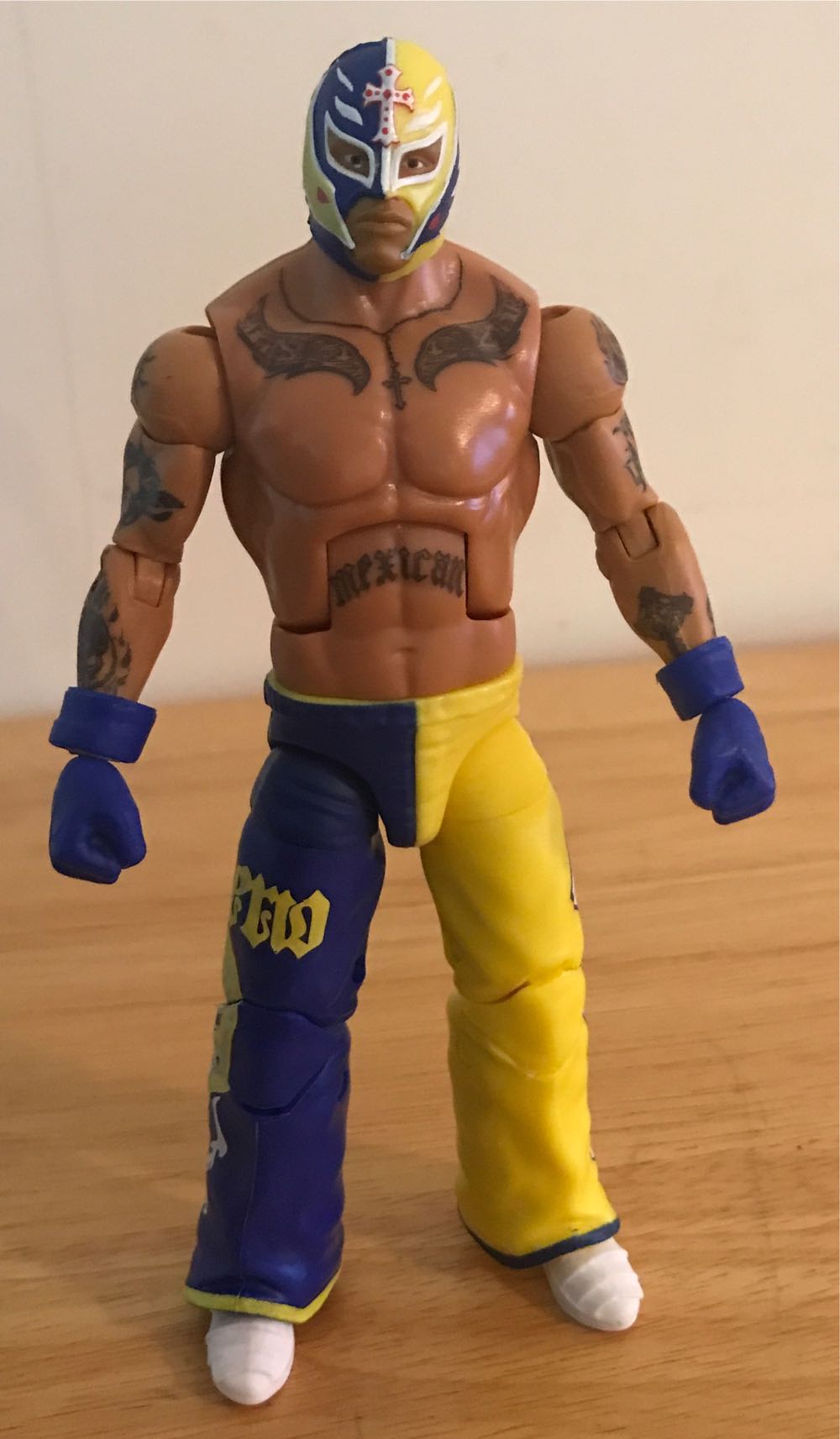 Rey Mysterio - Mattel Wwe (WWE Elite Target Exclusive Network Spotlight Series 2 Rey Mysterio) action figure collectible - Main Image 3