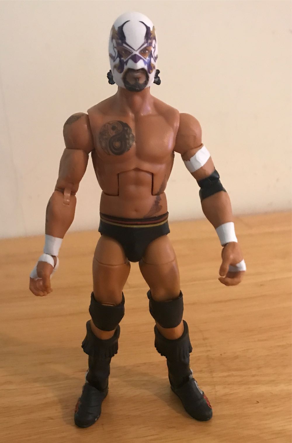 Santos Escobar - Mattel Wwe (WWE Elite Series 87 Santos Escobar) action figure collectible - Main Image 3