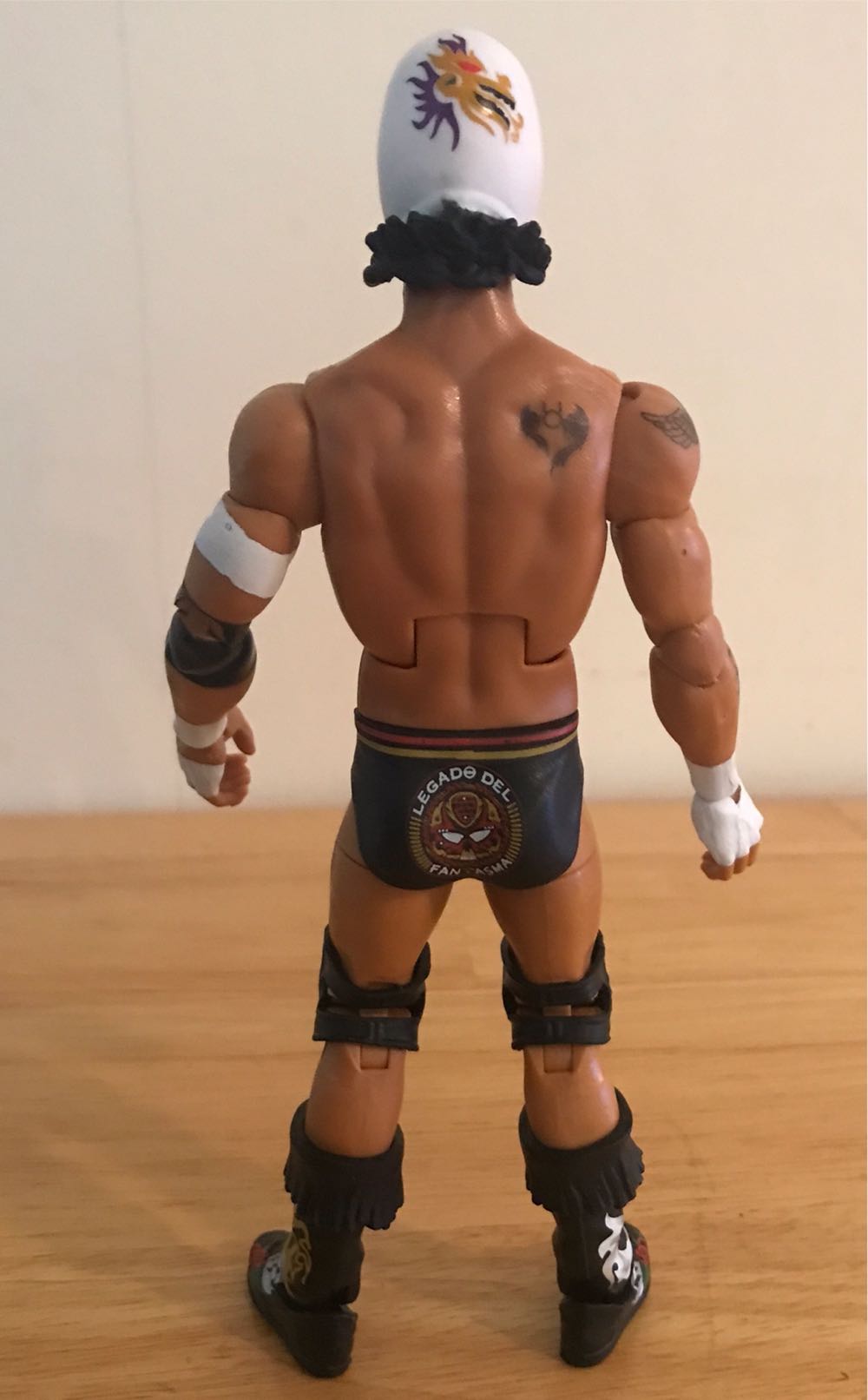 Santos Escobar - Mattel Wwe (WWE Elite Series 87 Santos Escobar) action figure collectible - Main Image 4