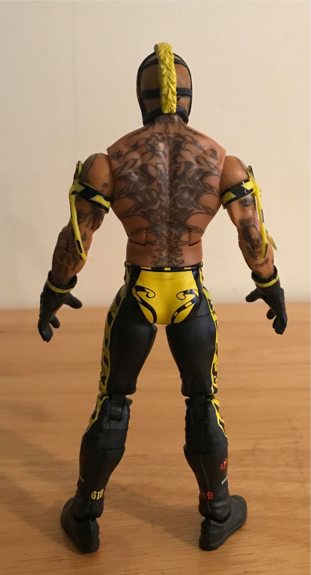 Rey Mysterio - Mattel Wwe (WWE Elite Top Picks 2021 Series Rey Mysterio) action figure collectible - Main Image 4