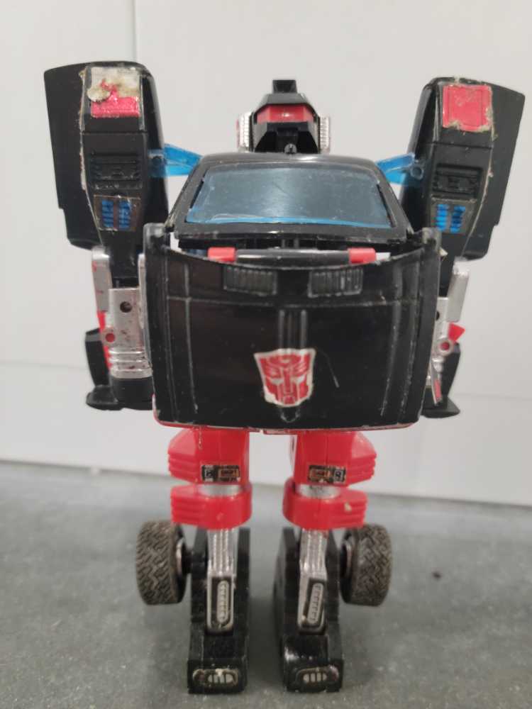 Trailbreaker 1984 Cars Robot Mode Missing Accessories  - Hasbro (1984) action figure collectible - Main Image 2