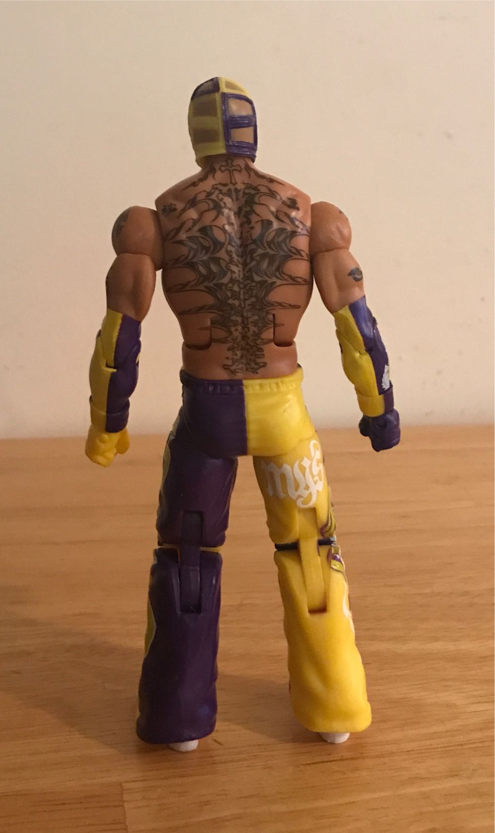 Rey Mysterio - Mattel Wwe (WWE Elite Series 15 Rey Mysterio) action figure collectible - Main Image 4