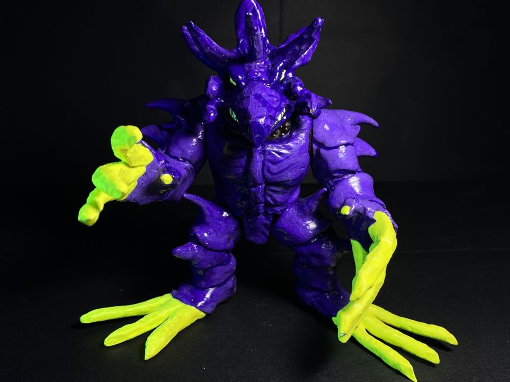 Transformers Bumblebee Cyberverse Adventures Deluxe SOUNDWAVE with Lazerbeak