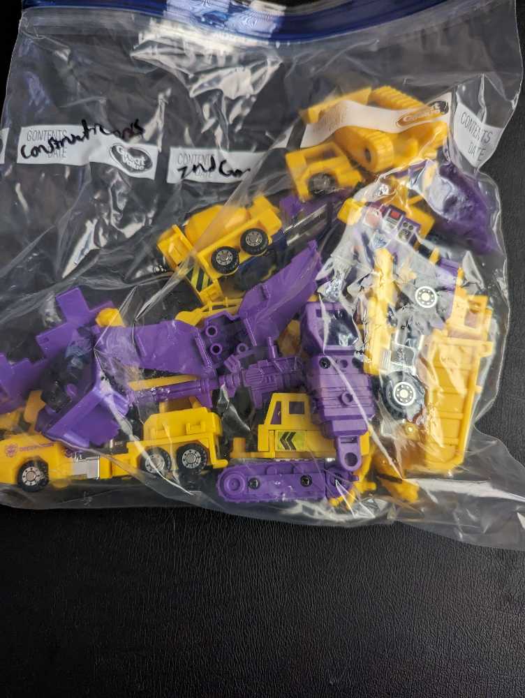 Transformers - Generation 2: Devastator - Hasbro (Transformers G2) action figure collectible - Main Image 3