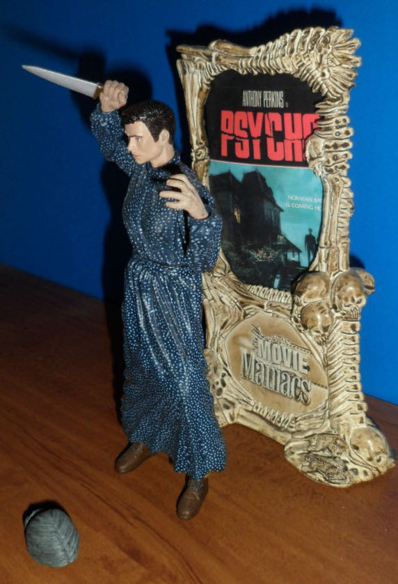 Psycho (Norman Bates) Movie Maniacs - McFarlane - Movie Maniacs (Psycho) action figure collectible - Main Image 3