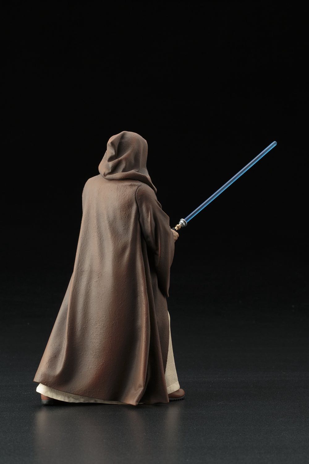SW ArtFX+ Obi-wan Kenobi  action figure collectible [Barcode 812771020725] - Main Image 3