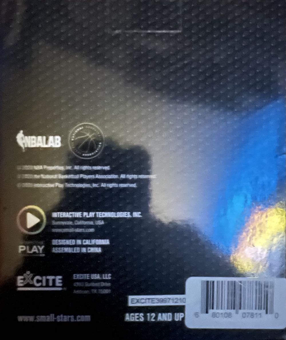 Luka Doncic - Smallstars Minis  action figure collectible [Barcode 680108078110] - Main Image 2