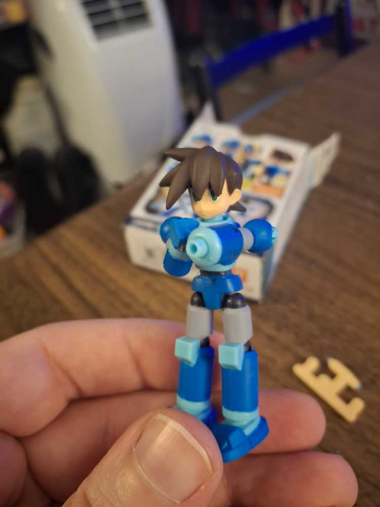 Mega Man 66 mm Dash  action figure collectible [Barcode 4549660098812] - Main Image 4