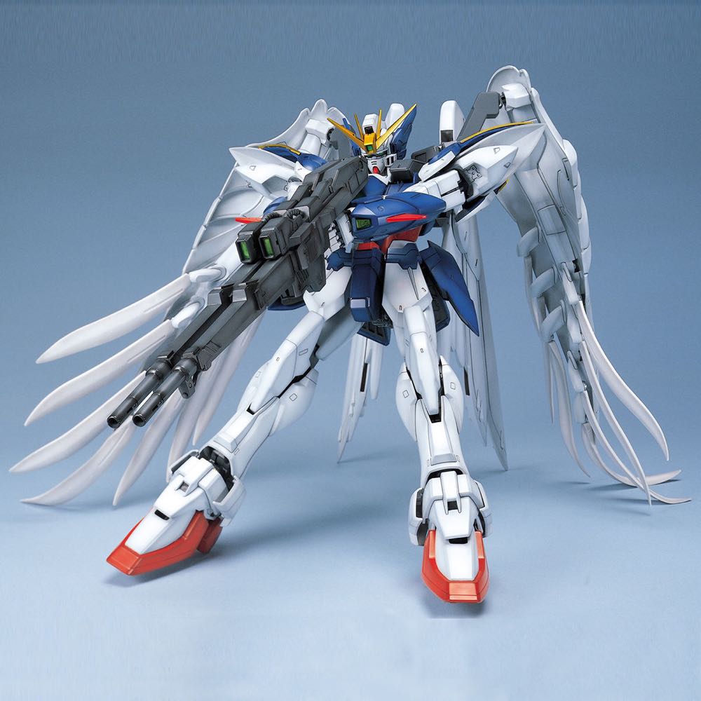 Wing Gundam Zero Custom PG 1/60 - Bandai (Perfect Grade) action figure collectible [Barcode 4902425776590] - Main Image 2