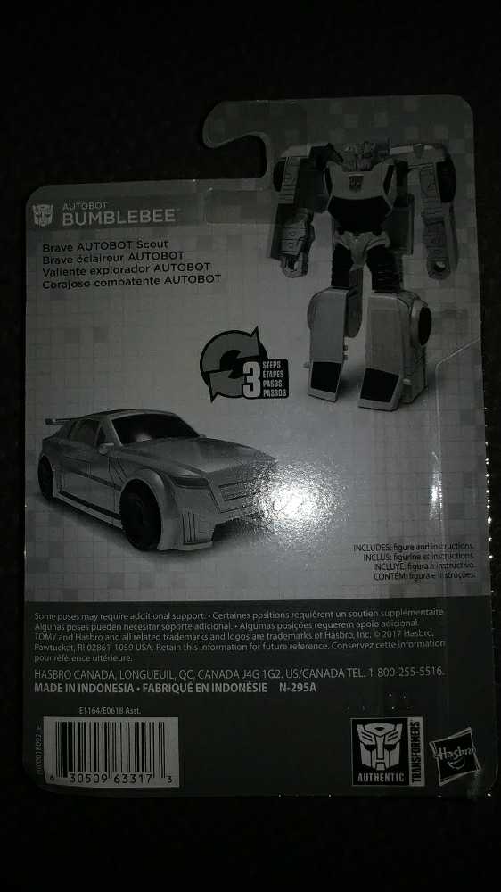 Bumblebee (DG Exclusive 4.5”) - Hasbro (Transformers) action figure collectible [Barcode 630509633173] - Main Image 2