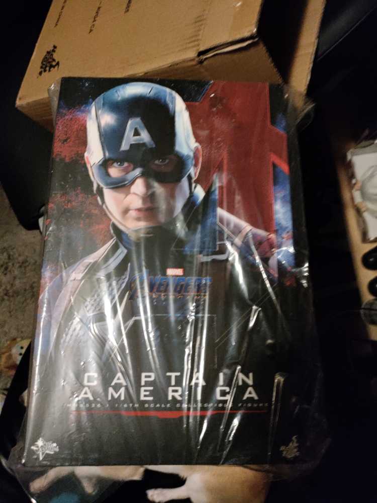 Captain America - Hot Toys (1:6 Avengers: Endgame) action figure collectible [Barcode 4895228600608] - Main Image 2
