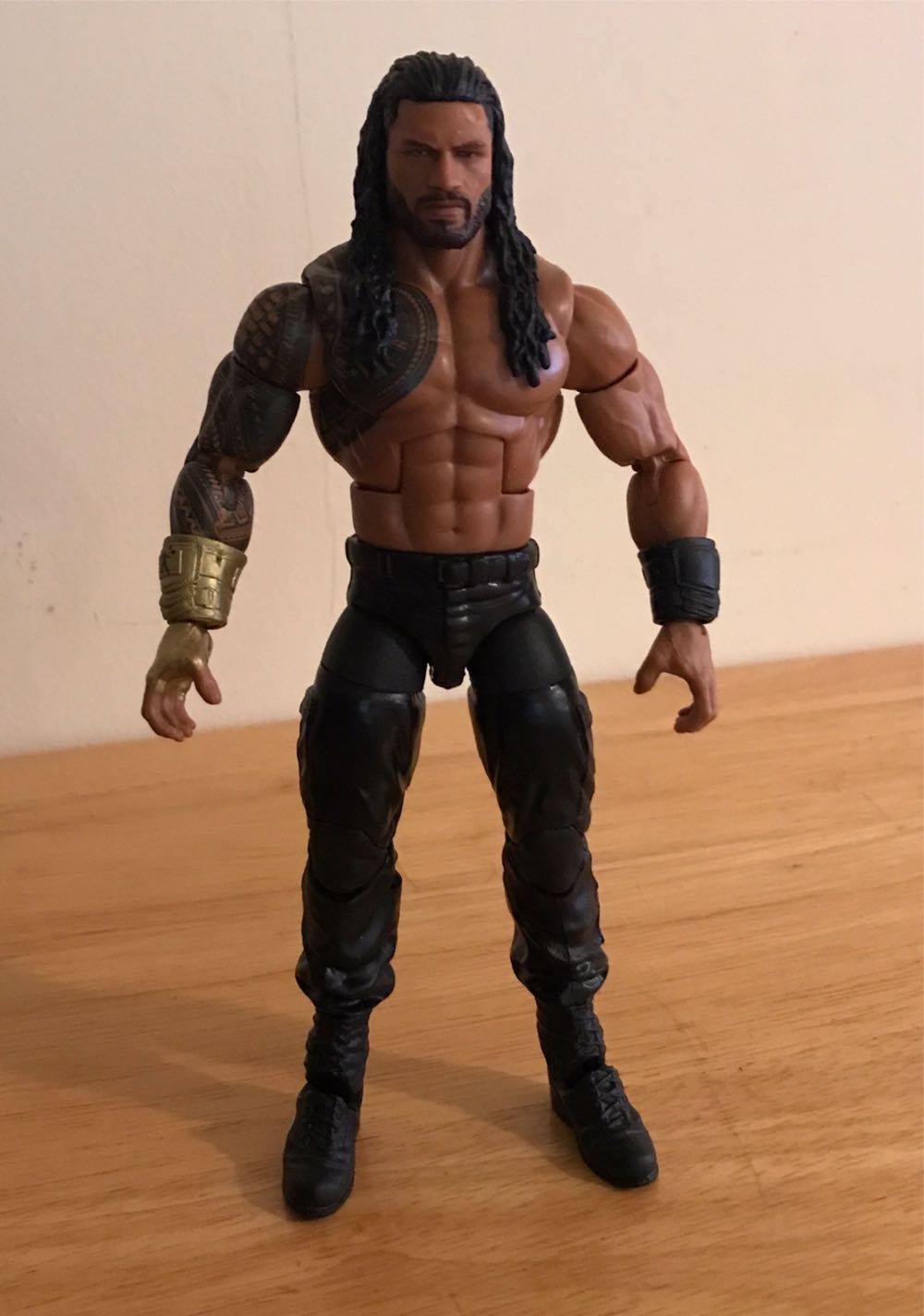Roman Reigns - Mattel Wwe (WWE Elite Series 88 Roman Reigns) action figure collectible - Main Image 3