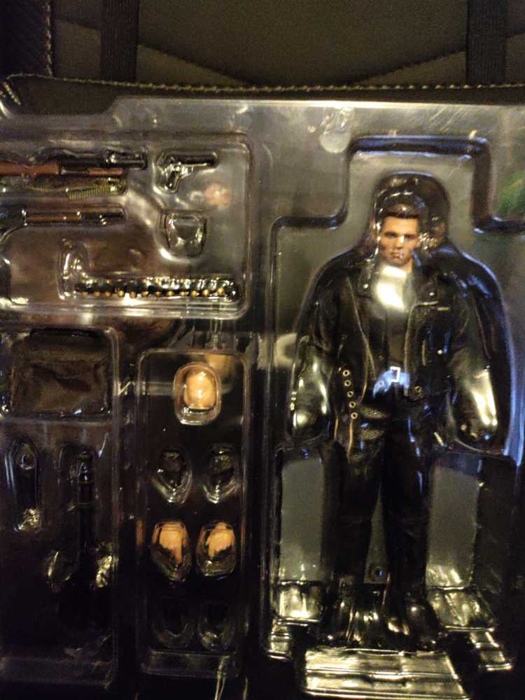 T-800 Terminator 2 Judgement Day - Great Twins (1:12 scale premium) action figure collectible - Main Image 4