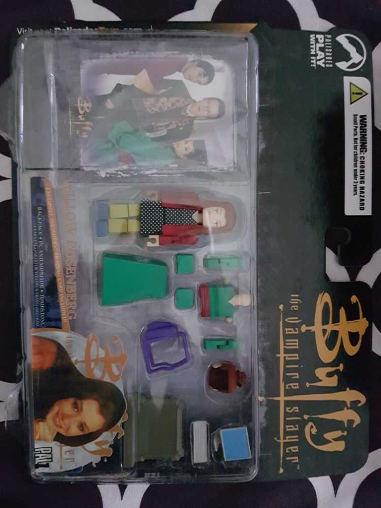 CANDLE: Halloween Goose Creek Goosebumps Cupcake 2021