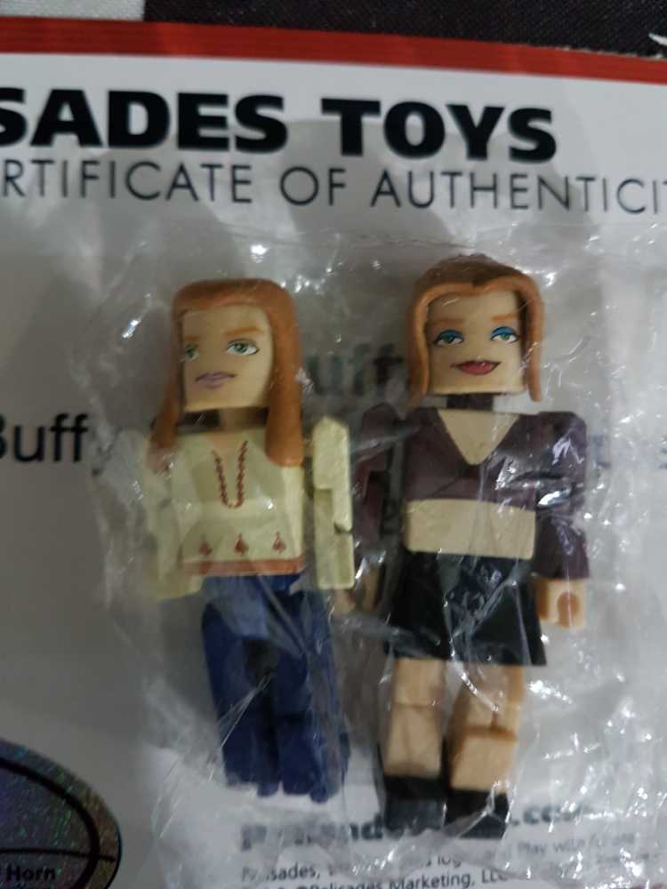 Buffy The Vampire Slayer Buffy & Willow Prototype   action figure collectible - Main Image 2