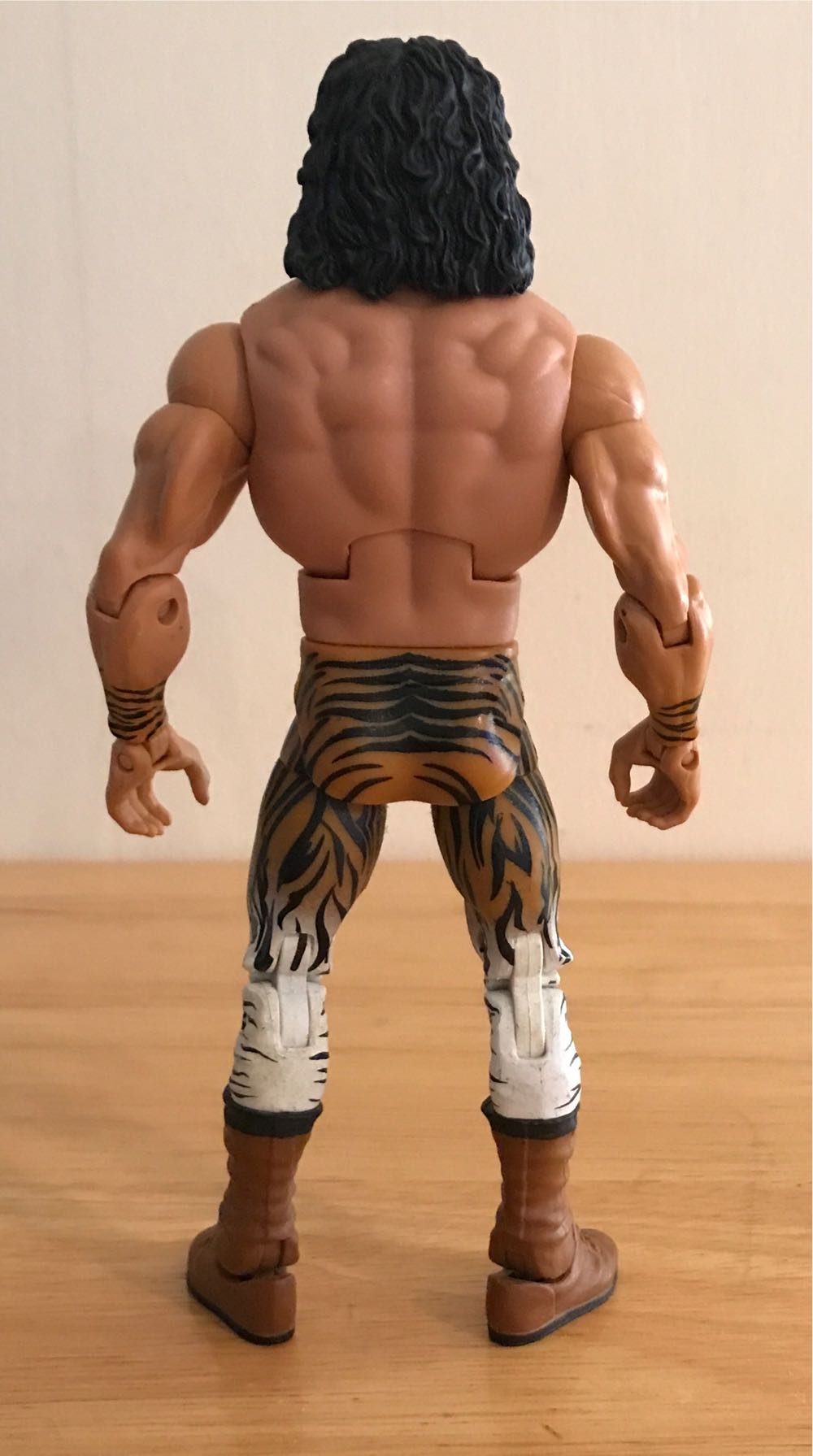 Jimmy “Superfly” Snuka - Mattel Wwe (WWE Elite Legends Series 1 Jimmy “Superfly” Snuka) action figure collectible - Main Image 4