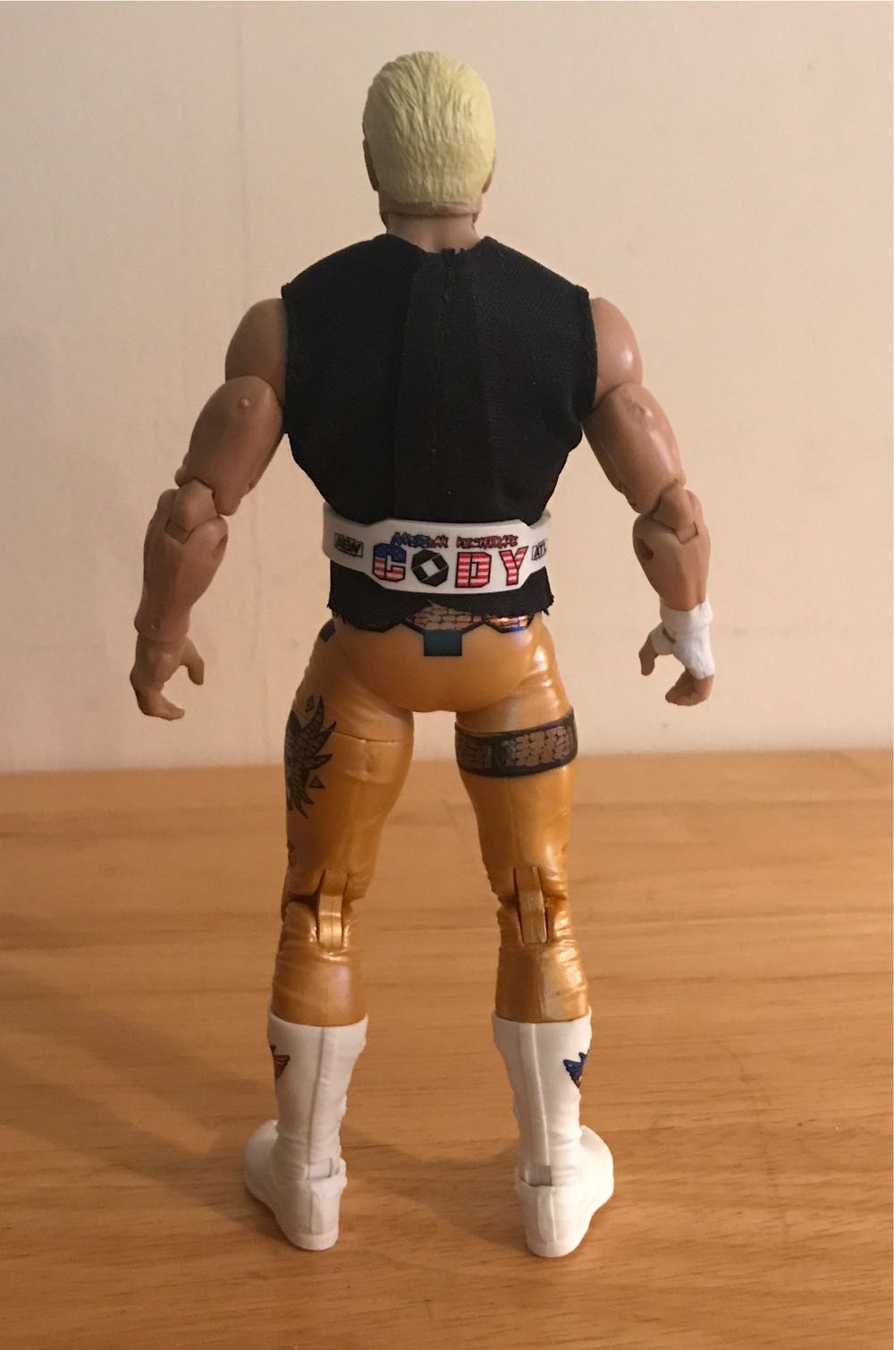 “The American Nightmare” Cody Rhodes - Jazwares AEW (AEW Unrivaled Collection Series 4 “The American Nightmare” Cody Rhodes (Chase 1 of 1000)) action figure collectible - Main Image 2