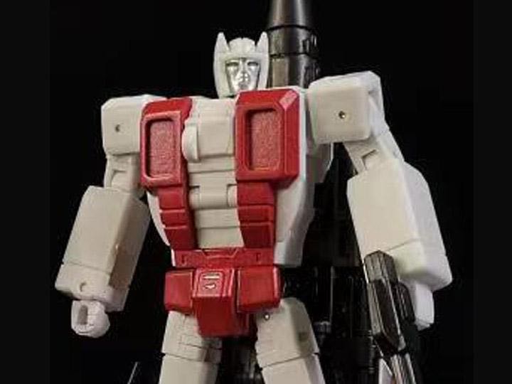 Skystrike (Air Raid) - Zeta Toys (The Transformers) action figure collectible - Main Image 2