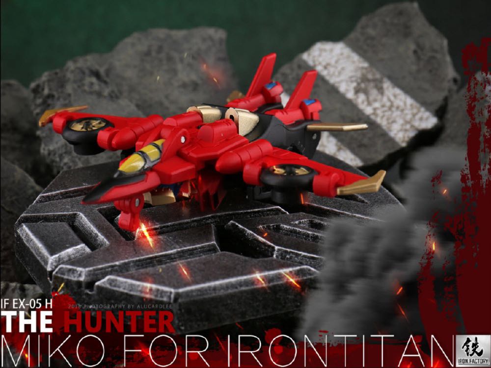 IF EX-05 Hunter(Windblade) - Iron Factory (IDW) action figure collectible - Main Image 4