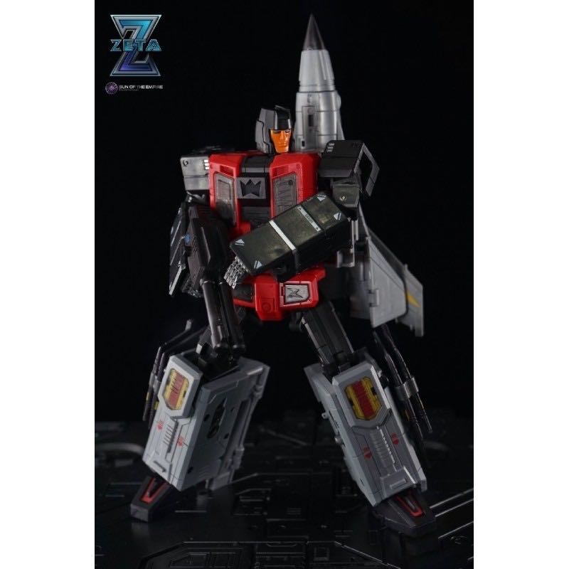 Downthrust (Skydive) - Zeta Toys (The Transformers) action figure collectible - Main Image 4