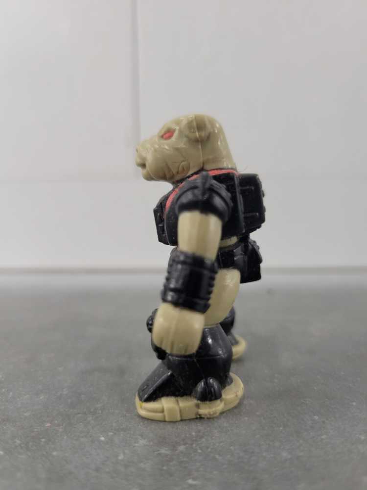 Bullorn - Hasbro (Battle Beasts Beastformers) action figure collectible - Main Image 4