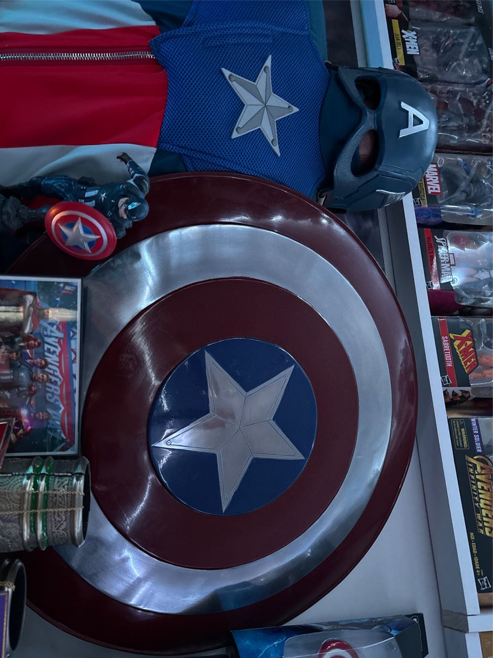 MCA SHIELD REPLICA PROP#079  action figure collectible - Main Image 3