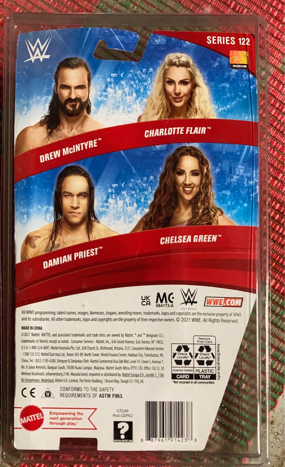 Chelsea Green Basic 122 Chase - Mattel (WWE Basic Series 122) action figure collectible [Barcode 887961914238] - Main Image 2