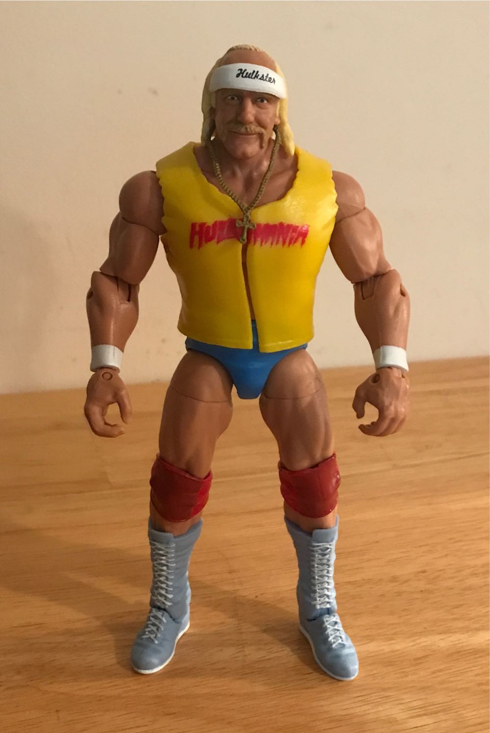 Tamashii Nations Super Sailor Pluto Eternal Edition Pretty Guardian Sailor Moon Eternal Bandai Spirits Figuarts Mini