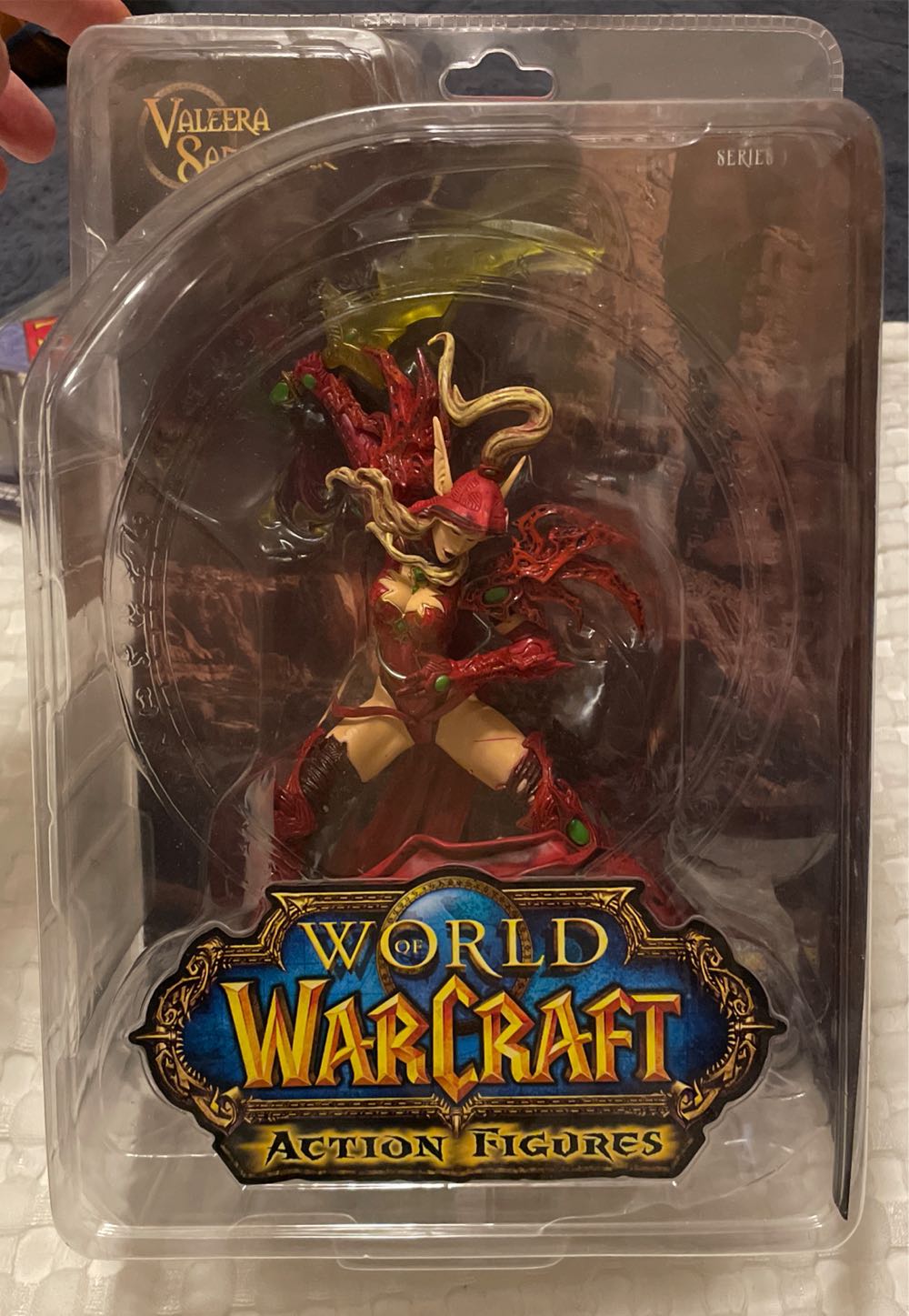 Dc Unlimited World Of Warcraft Valeera Sanguinar Blood Elf  action figure collectible [Barcode 761941261393] - Main Image 2