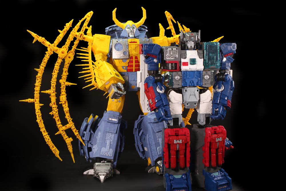 Unicron (HasLab) - Hasbro / Takara Tomy (War For Cybertron Trilogy) action figure collectible [Barcode 630509935253] - Main Image 4