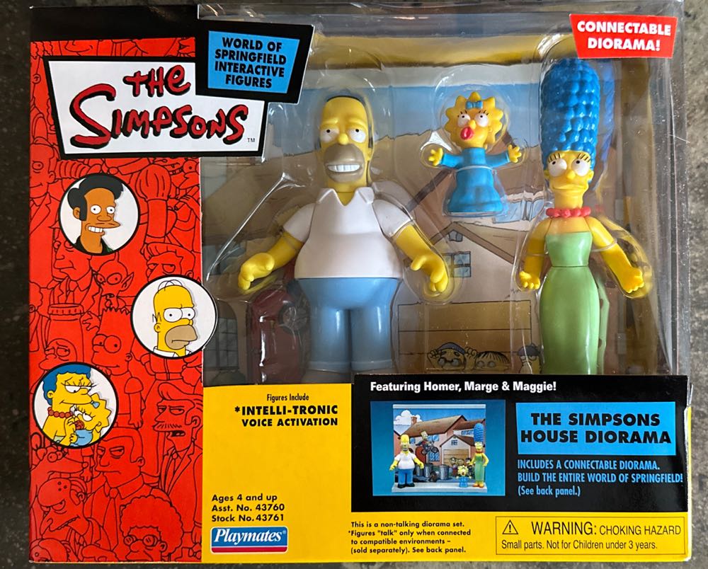 Homer, Marge & Maggie with The Simpsons House Diorama - Playmates (The Simpsons) (World of Springfield: Simpsons) action figure collectible [Barcode 043377437611] - Main Image 2