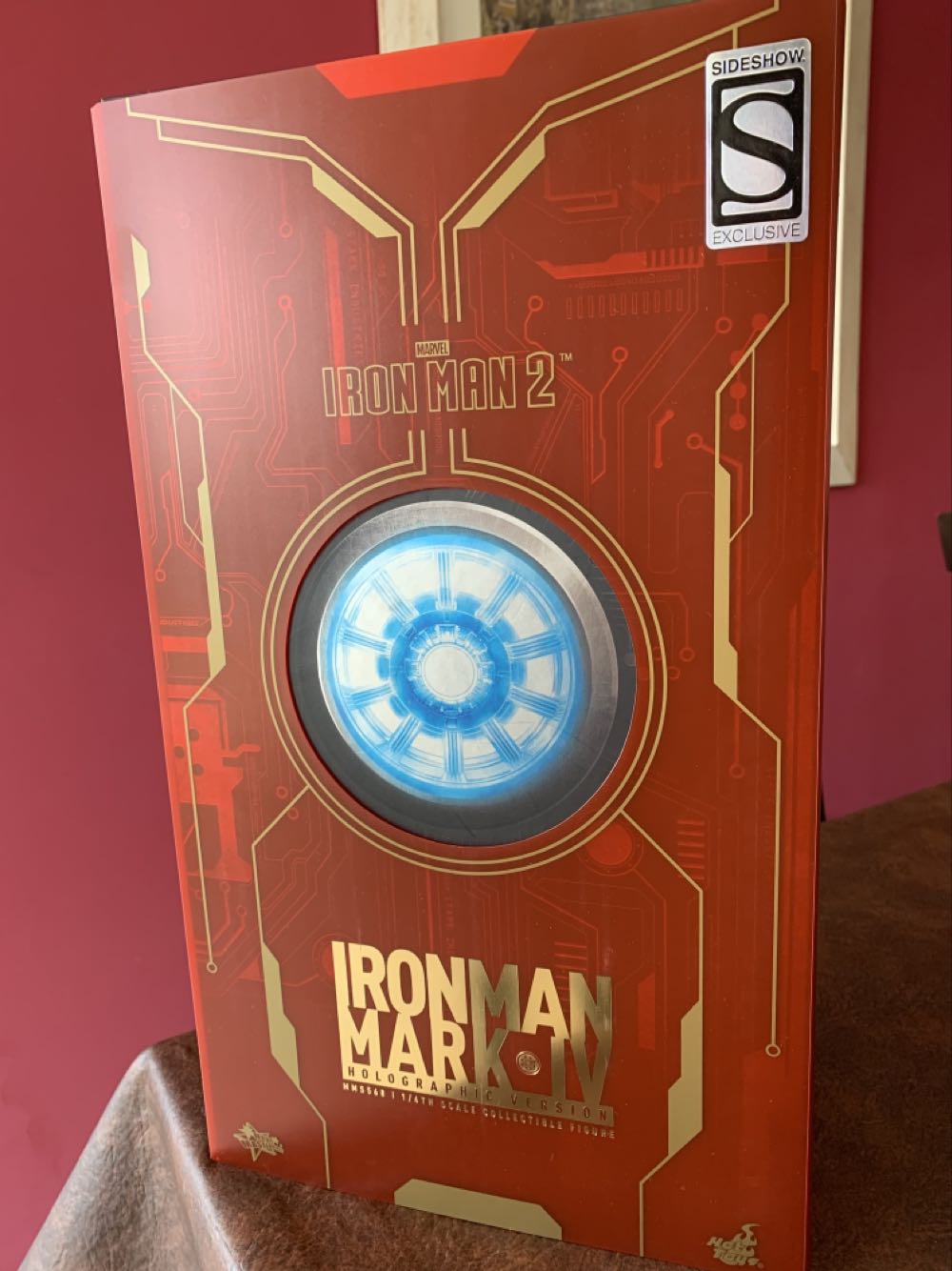 Iron Man Mark IV (Holographic Version) Hot Toys 1:6 - Hot Toys / Side Show (Iron Man 2 Movie Series) action figure collectible [Barcode 4895228605023] - Main Image 3