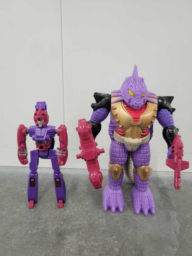 Iguanas Pretender  - Hasbro (1988) action figure collectible - Main Image 2