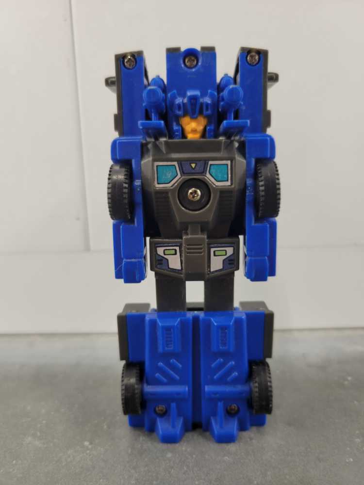Transformers G1 Crankcase Triggercon - Hasbro (1988) action figure collectible - Main Image 2