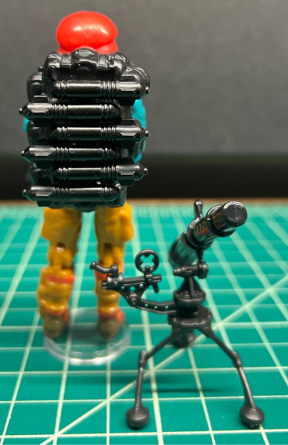 GI Joe - Downtown [v1] - Hasbro (G.I. Joe - A Real American Hero) action figure collectible - Main Image 2