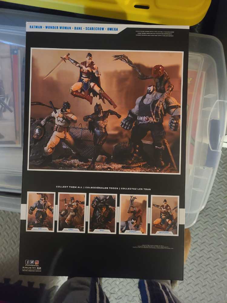 The Last Knight on Earth - McFarlane (Last Knight On Earth) action figure collectible [Barcode 787926159257] - Main Image 3