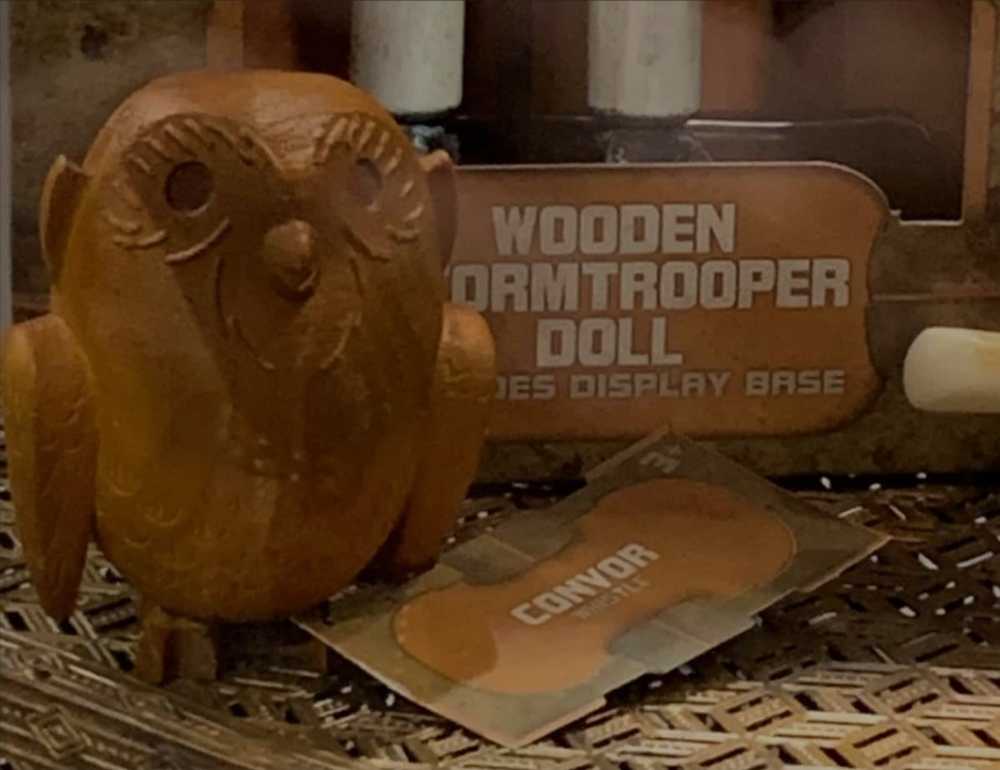 Disney Galaxy’s Edge Wooden Creatures Convor - Disney Galaxy’s Edge Shops (Galaxy’s Edge Trading Outpost/Star Wars: The Clone Wars) action figure collectible [Barcode 400021033634] - Main Image 3