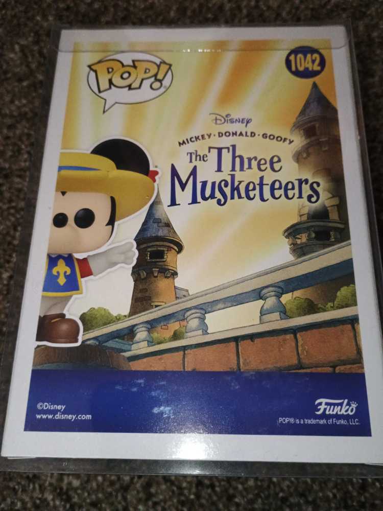 Disney The Three Musketeers: Mickey #1042 - Funko (Disney The Three Musketeers) action figure collectible [Barcode 889698555364] - Main Image 2