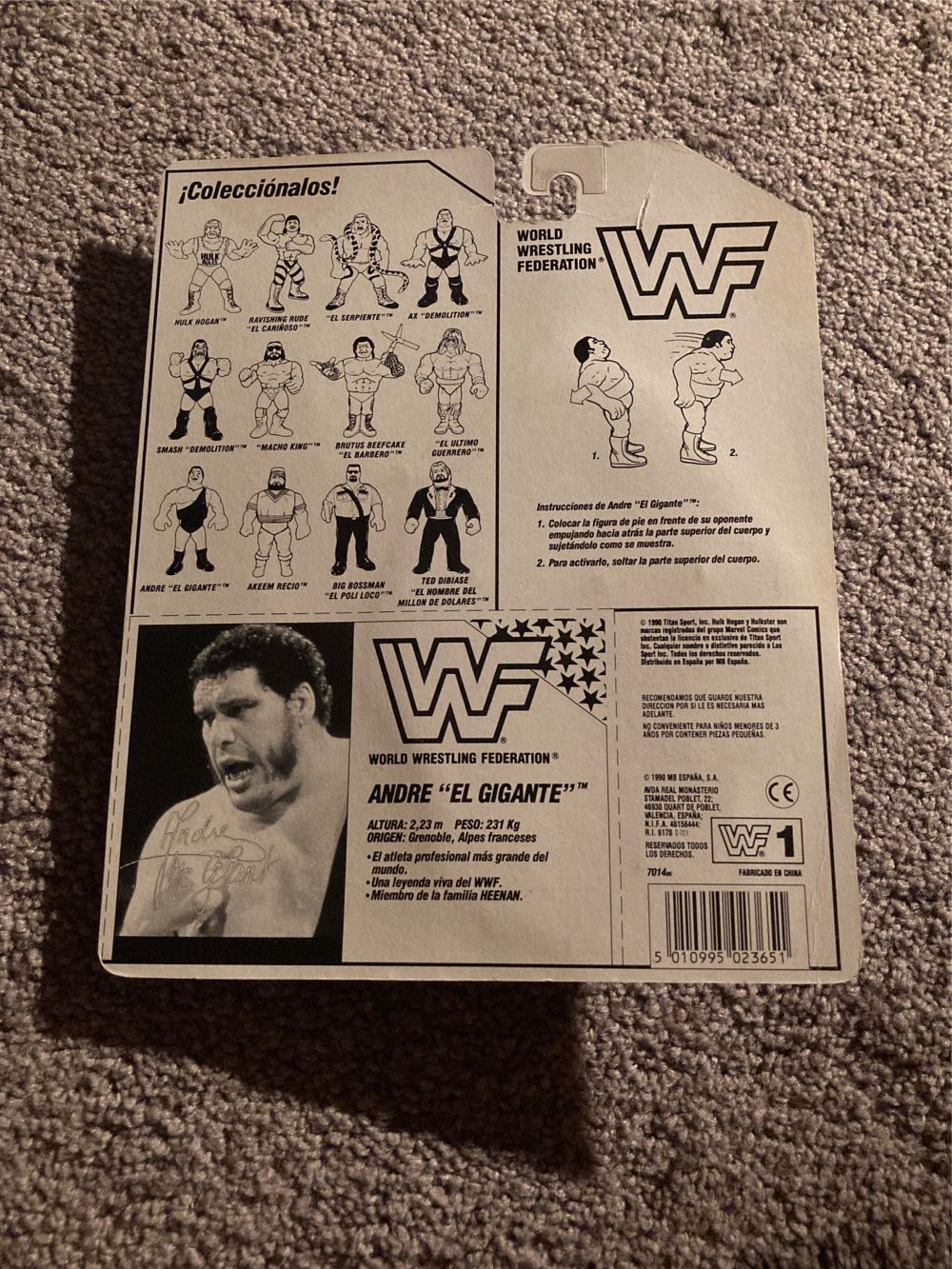 WWF Hasbro Series 1 Andre The Giant - Hasbro WWF action figure collectible [Barcode 5010995023651] - Main Image 2