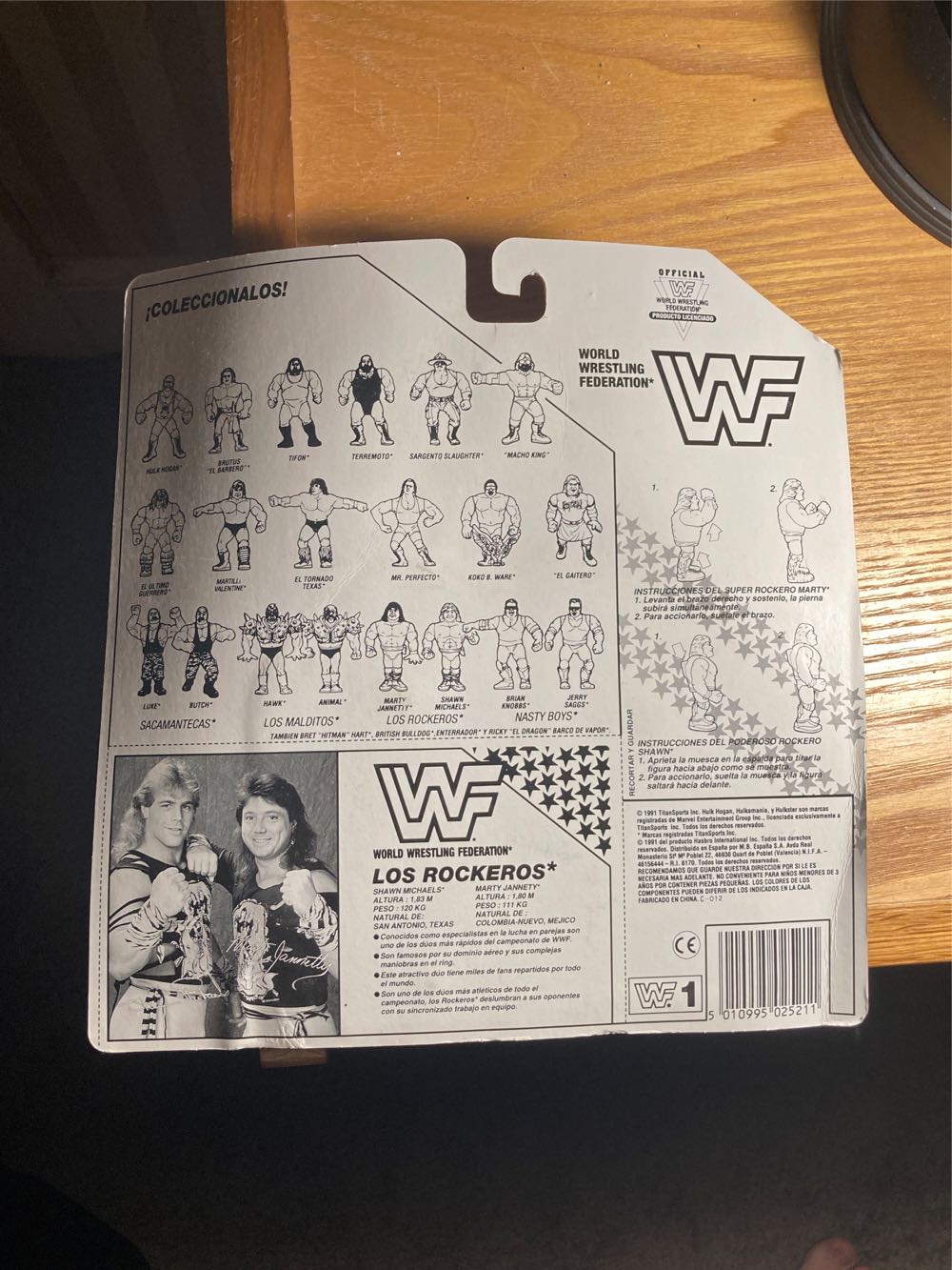 The Rockers (Shawn Michaels & Marty Jannetty) - Hasbro (WWF - Hasbro) action figure collectible [Barcode 5010995025211] - Main Image 2