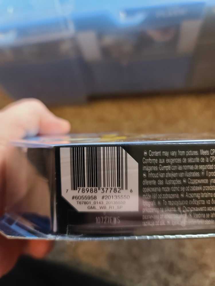 DC Comic Bat Tech Series TACTICAL BATMAN (Target Exclusive) - Spin Master (DC Comics) action figure collectible [Barcode 778988377826] - Main Image 2