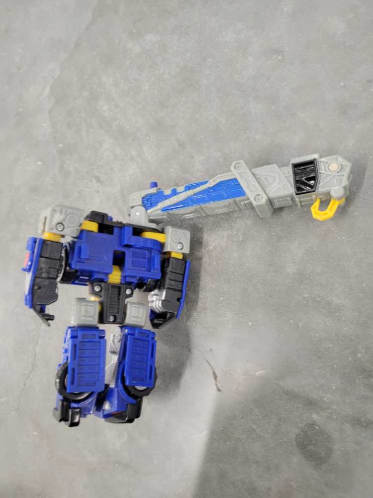 Smokescreen with Liftor - Hasbro (Universe) action figure collectible - Main Image 3