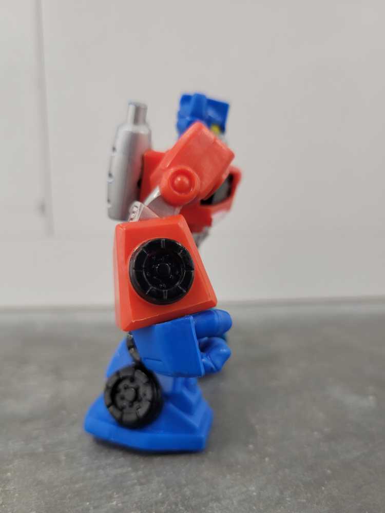 Optimus Prime Cody Burns Energize Rescue Heroes - Hasbro (Rescue Bots) action figure collectible - Main Image 2