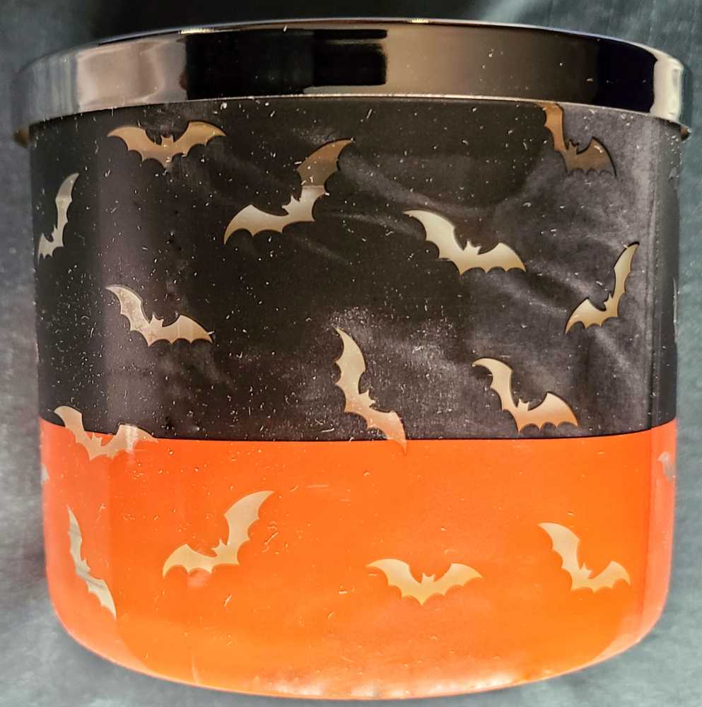 CANDLE: Halloween Goose Creek Candy Corn 2021 - Goose Creek Candle (Halloween Candle) action figure collectible [Barcode 818489017835] - Main Image 3