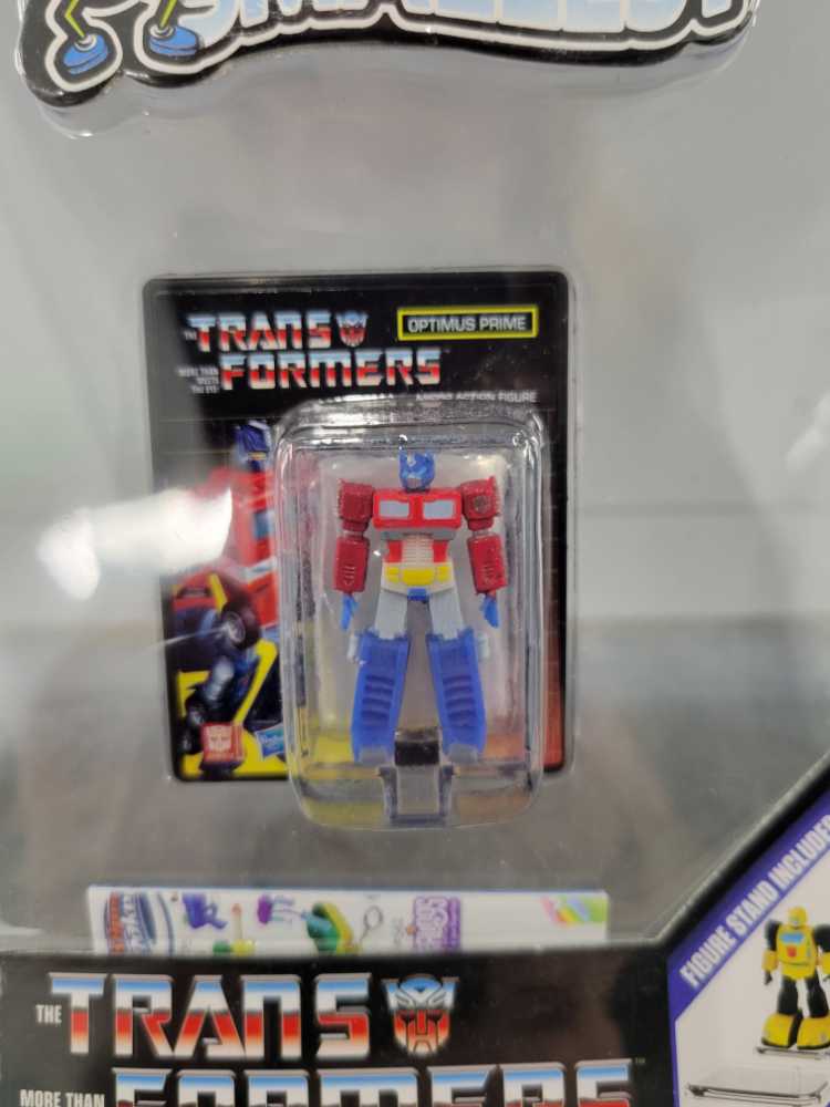 Optimus Prime - Hasbro (Worlds Smallest) action figure collectible - Main Image 2